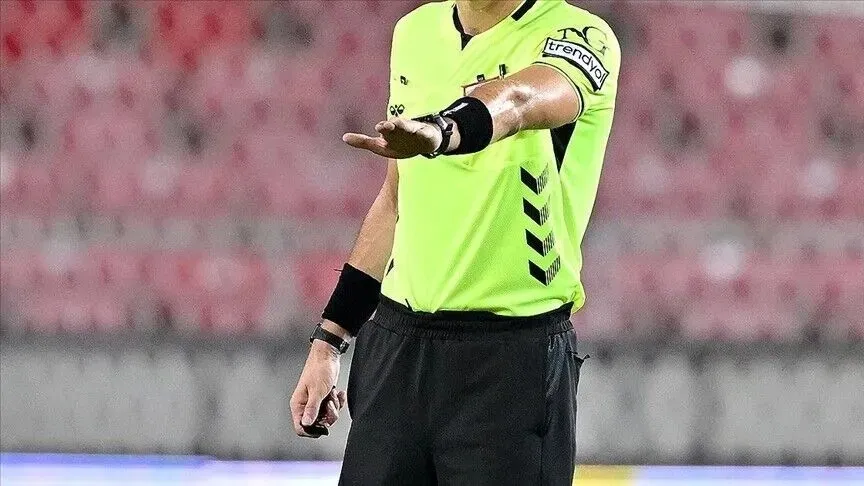 trabzonspor-baskani-ertugrul-dogandan-carpici-aciklamalar-thomas-reis-donemi-ve-galatasaray-derbisi-1789559707462.jpeg Doğan ayrıca hakemlere de sert eleştirilerde bulundu (AA)