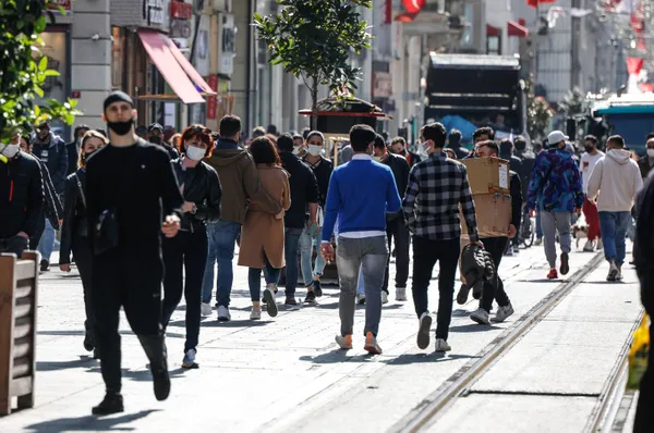 1618725367703.jpg Koronavirüs aşısı yaptırmayana para cezası! Dikkat çeken öneri - 5