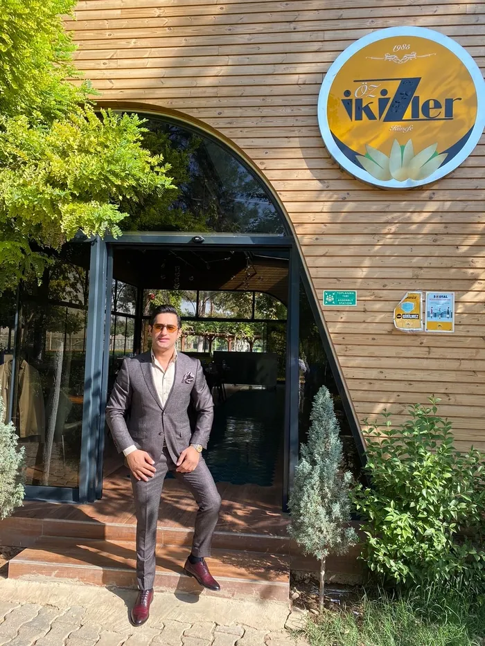 Hasan Durmaz, Özikizler Künefe ile dünyaya künefe yedirecek - 1