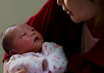 Çin'de tek çocuk kuralı kalktı doğumlar arttı!