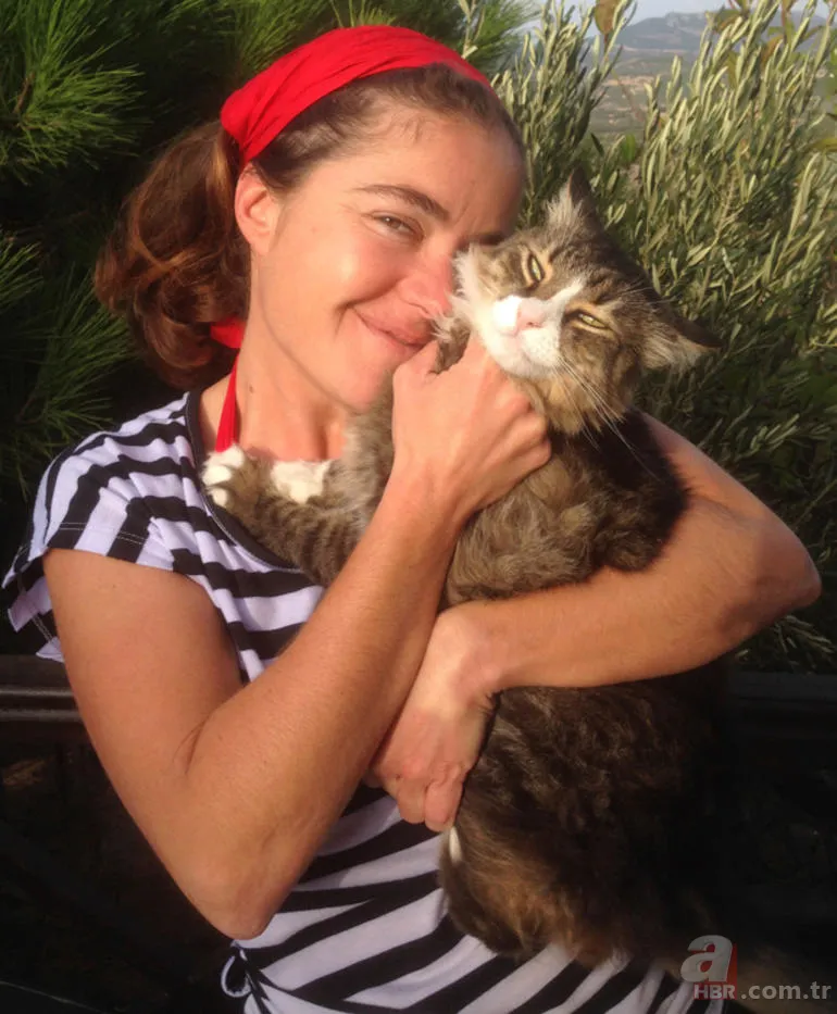 Kemal Sunal'lı Garip'in Fatoş'u Ece Alton değişimi ile şaşkınlık yarattı 25