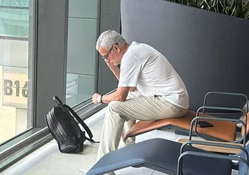 Özel jetle Türkiye'ye gelen Jose Mourinho tarifeli uçakla Portekiz'e döndü! Fenerbahçe'de Mourinho dönemi böyle geçti