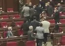 Ermenistan Meclisinde şok görüntüler! Azerbaycan tartışması ardından...