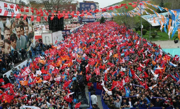 Başkan Erdoğan sahaya indi! Maraton başladı 26 günde 40 miting | Başkan Erdoğan'dan önemli açıklamalar - 12