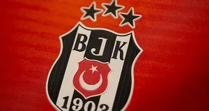 Beşiktaş’ta flaş sol bek hamlesi!