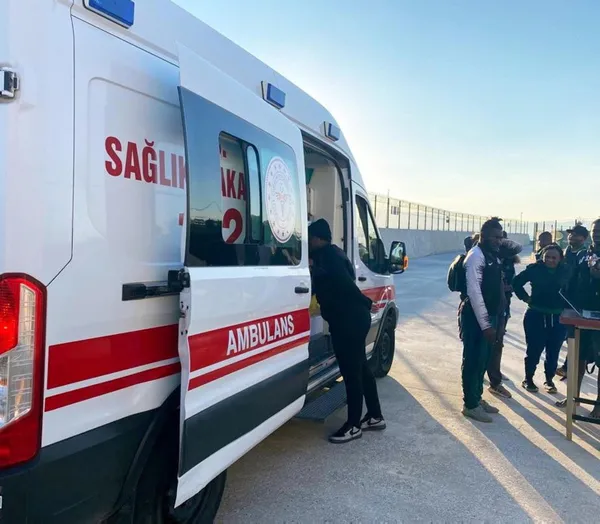 1656647262747.jpg Vicdansız Yunanistan'dan insanlık dışı muamele! Denizin ortasında doğdu - 3