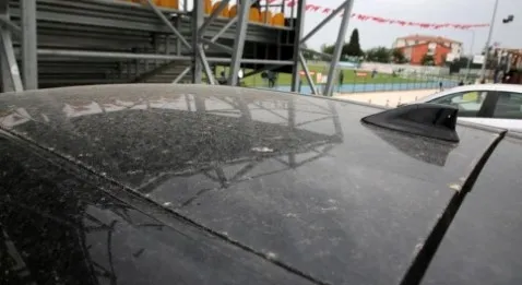 meteoroloji-uyardi-toz-tasinimi-zor-anlar-yasatti-edirnede-araclar-camura-bulandi-1716122543793.jpg Meteoroloji uyardı toz taşınımı zor anlar yaşattı: Edirne'de araçlar çamura bulandı - 2