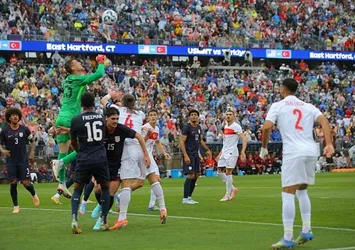 İlk provada mutlu son! Türkiye ABD'yi 2-1 mağlup etti
