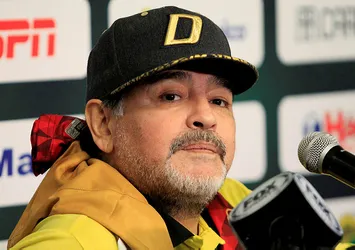 Maradona ameliyat edildi