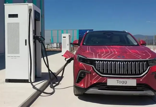 Togg’da ön sipariş 100 bini aştı! Çekilişle teslim edilecek araç sayısını 20 bine çıkardı