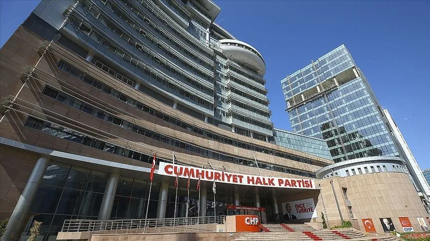 CHP’de yaşanan son gelişmeler yalnızca bir söz düellosu değil; aynı zamanda parti içindeki güç mücadelesinin yeni perdesi olarak değerlendiriliyor. (Fotoğraf - ahaber.com.tr - arşiv)