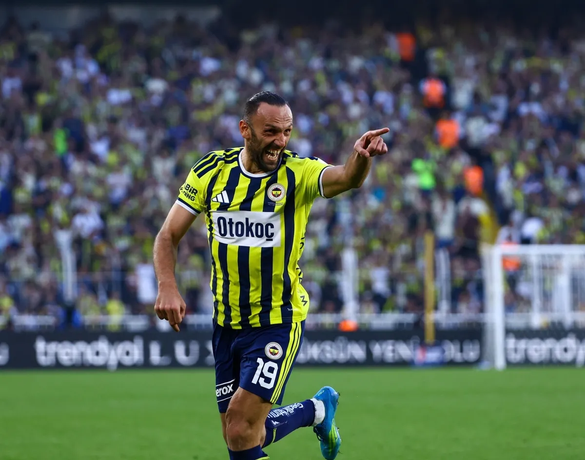 1793012999449.jpeg Galatasaray-Fenerbahçe derbisinde nefesler tutuldu! İşte muhtemel 11'ler - 5