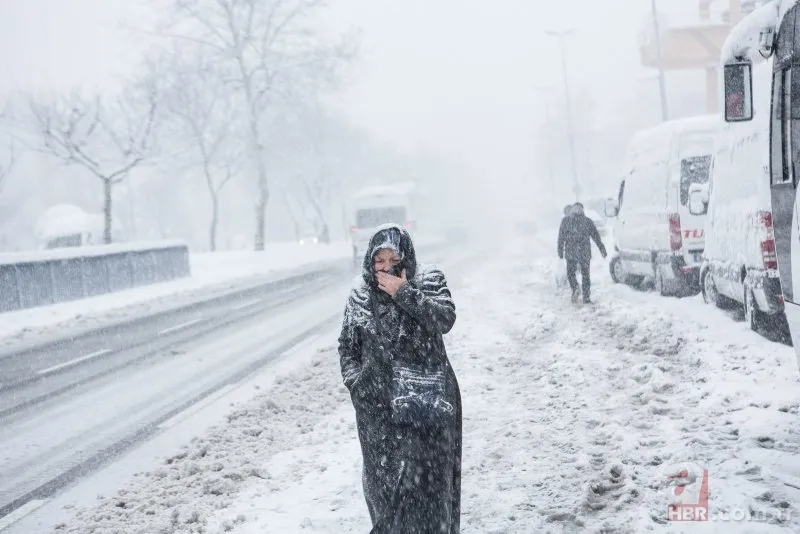 İstanbul'da kar yağışı ne zaman bitecek? Meteoroloji'den İstanbul, Sakarya, Kocaeli, Yalova için kar uyarısı! 15