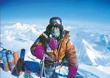 85 yaşında 2. kez Everest’e çıkarken öldü