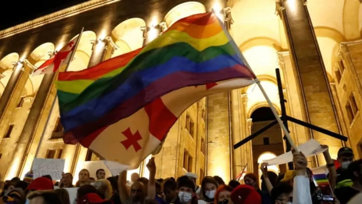 Gürcistan'da LGBT propagandasına yasak! Onay sürecini tamamladı