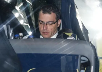 Comolli soyunma odasını bastı...