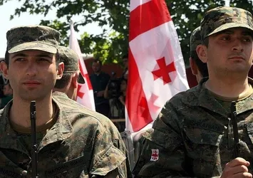 Gürcistan'da zorunlu askerlik kaldırıldı