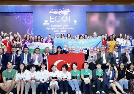 Bu gurur Türkiye’nin! Avrupa Kızlar Bilgisayar Olimpiyatı sınırları aştı! En yüksek puan Duru Özer‘den