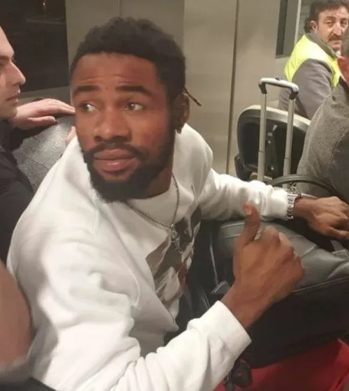 G.Saray’ın yeni stoperi İstanbul’a geldi