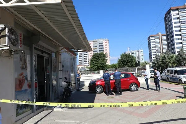 mersinde-bir-doktor-tartistigi-meslektasini-pompaliyla-oldurdu-1634720889240.jpg Mersin'de bir doktor tartıştığı meslektaşını pompalıyla öldürdü - 3