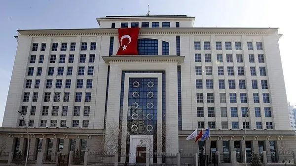 son-dakika-ak-partiden-80-maddelik-yasa-teklifi-ak-parti-grup-baskani-abdullah-guler-acikladi-1700828685161.jpg Son dakika | Çalışan emeklilere 5 bin TL | AK Partili Güler açıkladı: Detaylı çalışma var - 4