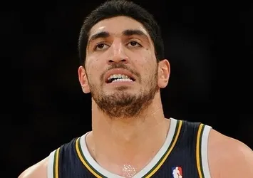 FETÖ'cu Enes Kanter soyadını değiştirdi