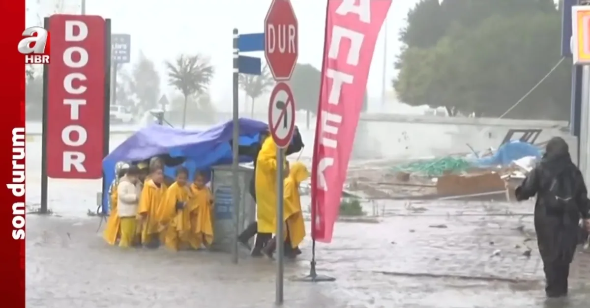 Antalya’yı sağanak vurdu! A Haber bölgede