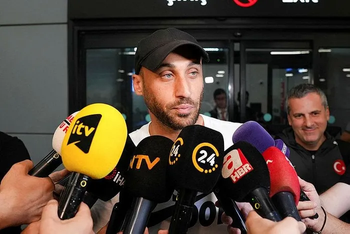 A Milli Takım yurda döndü! Finalde olmayı hak etmiştik