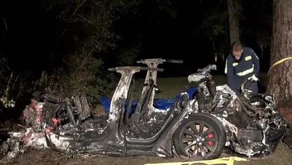 Son dakika | Tesla’dan kaza sonrası açıklama geldi: Sürücü koltuğu boş değildi