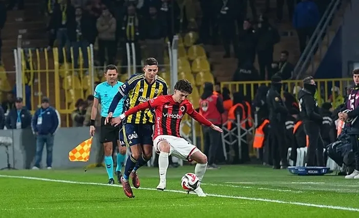 fenerbahcenin-penaltisinda-ne-konusuldu-tff-21-hafta-var-kayitlarini-acikladi-1770750752165.jpeg Fenerbahçe’nin penaltısında ne konuşuldu? TFF 21. hafta VAR kayıtlarını açıkladı - 2