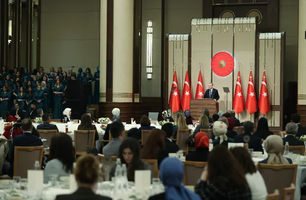 Son dakika | Külliye'de öğretmenlerle buluşma! Başkan Erdoğan'dan Ankara'da önemli açıklamalar | Pençe-Kılıç operasyonu mesajı - 2