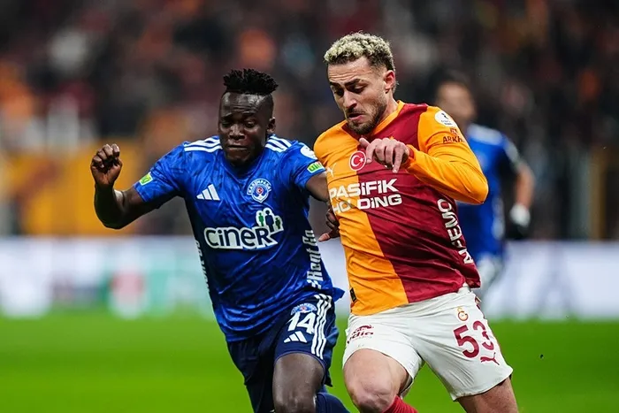 aslan-devreyi-zirvede-birakti-mac-sonucu-galatasaray-3-0-kasimpasa-1766344126918.jpeg Fotoğraf (AA)