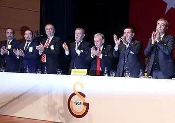 Galatasaray Hakan Şükür için toplanıyor