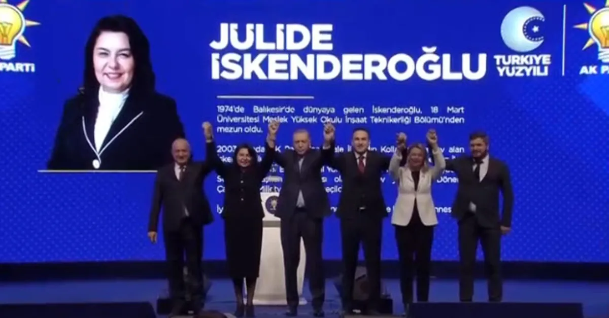 AK Parti Çanakkale adayı Julide İskenderoğlu oldu