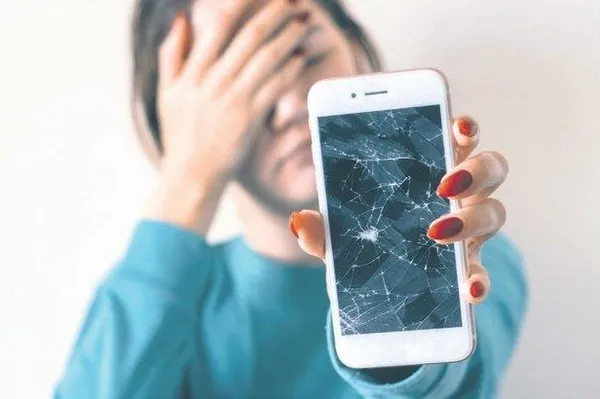 Ekran değişim ücretleri ne kadar? iPhone, Samsung, Huawei...