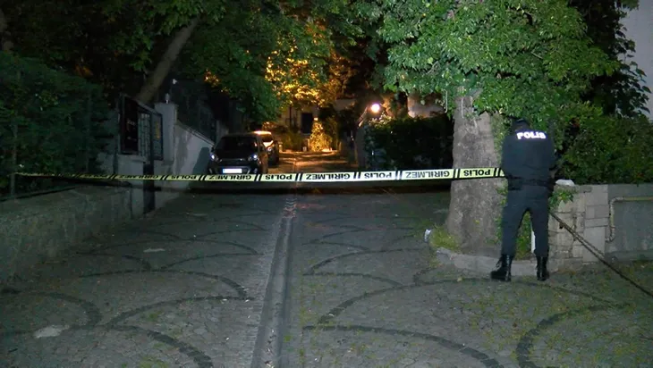 1589273554543.jpg Ünlülerin akın ettiği güzel merkezine kurşun yağdı! Saldırgan o anları böyle kayıt altına aldı - 2