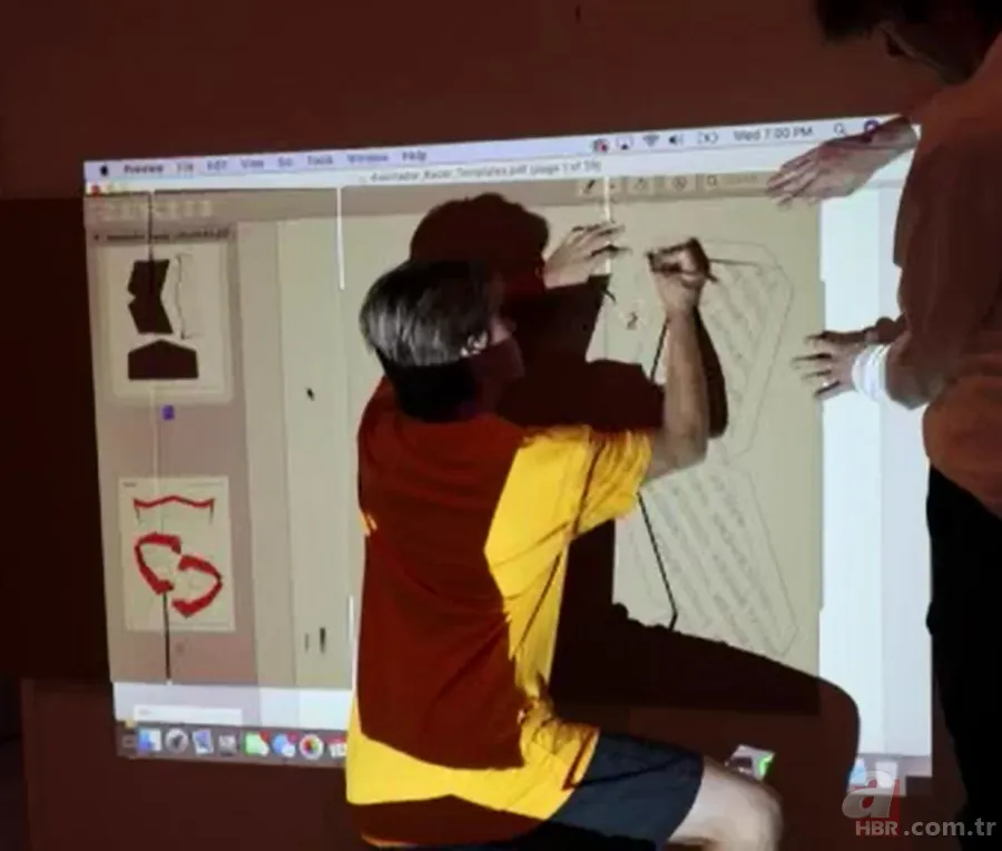 Gören bir daha bakıyor… 15 kişi 9 bin saatte yaptı! Lamborghini… 12