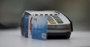 Kredi kartlarına sınırlama gelecek mi?