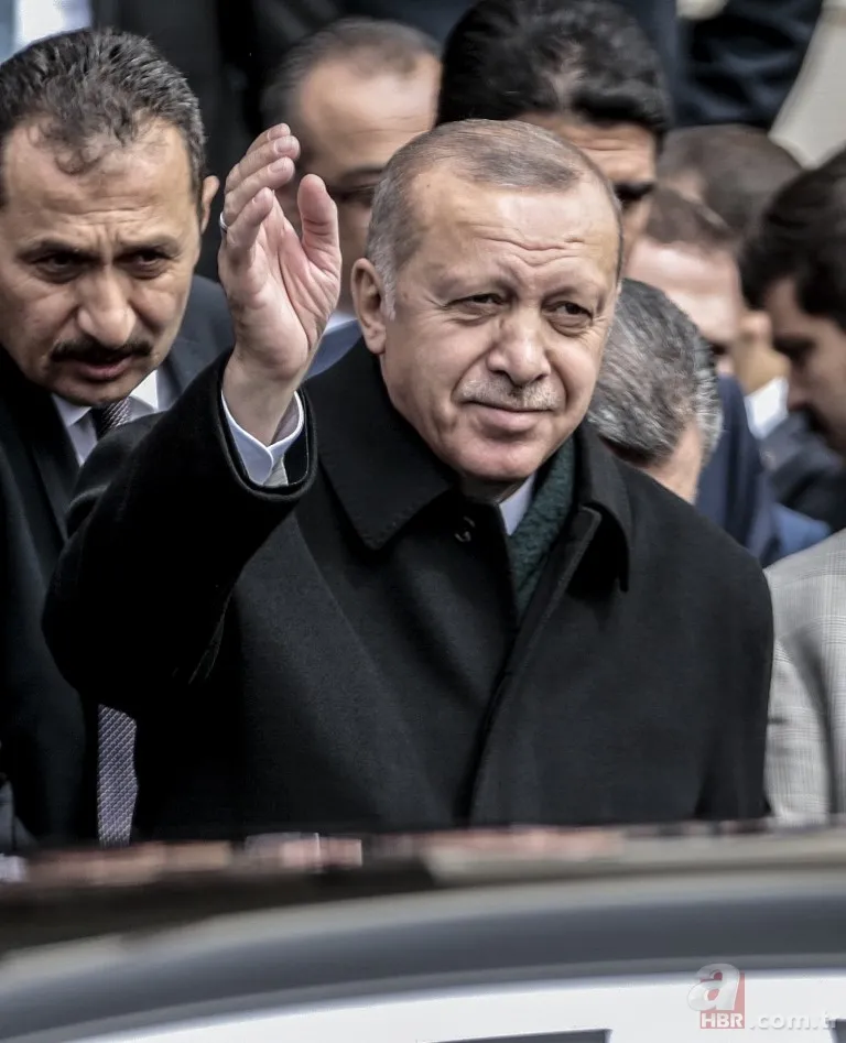 Başkan Erdoğan cuma namazı için Başyazıcıoğlu Camisi'nde 8