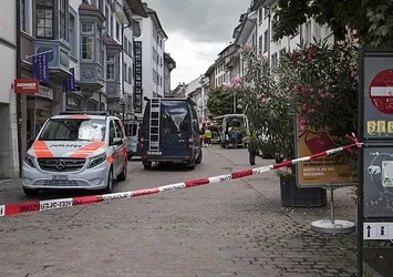 Almanya'da bıçaklı saldırı