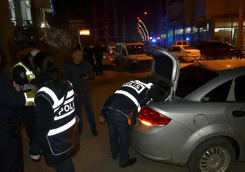 Huzur 4-Türkiye operasyonunda kaç kişi gözaltına alındı?