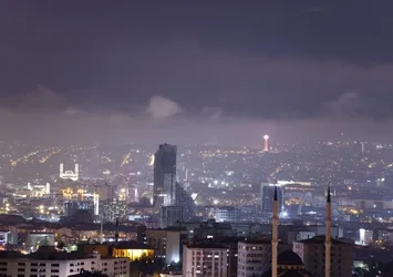 Ankara’da yağmur bulutları Time Lapse tekniğiyle görüntülendi