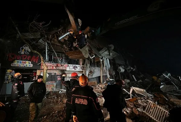 Kentsel dönüşümün takozları TMMOB ve CHP! 11 ilde 351 dava açmışlar