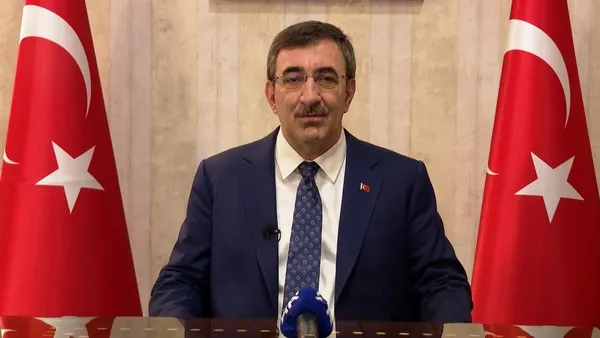 ekonominin-kalbi-turkuvaz-medyada-atiyor-finansin-gelecegi-masada-cevdet-yilmaz-mehmet-simsek-hafize-gaye-erka-1703245406929.jpeg Ekonominin kalbi Turkuvaz Medya'da attı! Finansın geleceği masada - 2