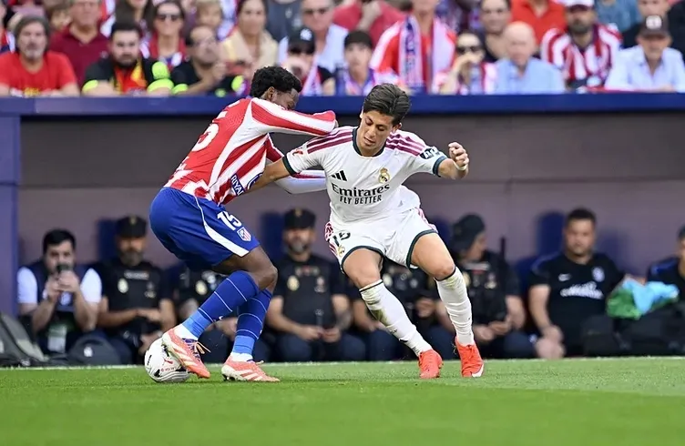 jose-mourinhonun-arda-guler-tercihine-real-madrid-efsanesinden-olay-yanit-1789984807119.jpeg Jose Mourinho’ya Arda Güler tepkisi: Jorge Valdano, Atletico Madrid derbisindeki kararını sert sözlerle eleştirdi - 1