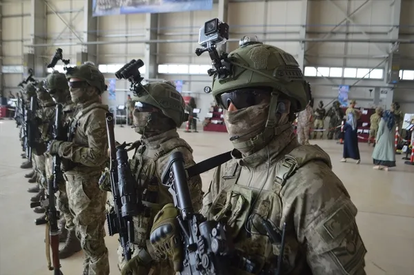 suriyeye-kara-harekati-artik-an-meselesi-mehmetcik-abdye-surpriz-yapabilir-baskan-erdogan-ile-esad-gorusecek-m-1669648590021.jpg Suriye'ye kara harekatı artık an meselesi! Mehmetçik ABD'ye sürpriz yapabilir! Başkan Erdoğan ile Esad görüşecek mi? - 8