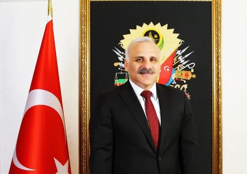 Murat Zorluoğlu kimdir? Trabzon Büyükşehir Belediye Başkan adayı Murat Zorluoğlu aslen nereli ve kaç yaşında?