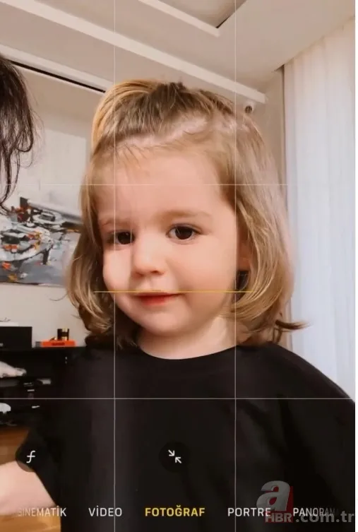 Teyzesi Bensu Soral'a benzetildi! Ateş Kuşları'nın Mercan'ı Hande Soral oğlu Ali'yi paylaştı! "İlk selfie deneyimi..." 6