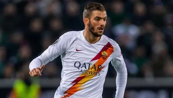 galatasaray-italyadan-o-ismi-istiyor-romanin-savunma-oyuncusu-davide-santon-icin-transfer-iddiasi-1642528954424.jpg Galatasaray İtalya'dan o ismi istiyor! Roma'nın savunma oyuncusu Davide Santon için transfer iddiası - 1