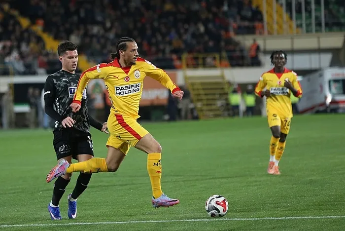 canli-galatasaray-alanyaspor-1772563782881.jpeg Galatasaray deplasmanda Alanyaspor'u mağlup etti! Aslan kupada çeyrek finalde - 8